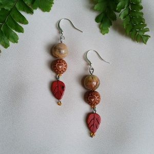 Fall color dangle earrings with natural Agate